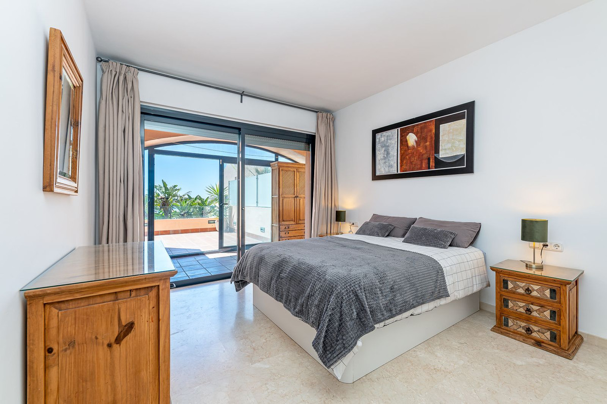 Begane grond appartement in Calahonda-10