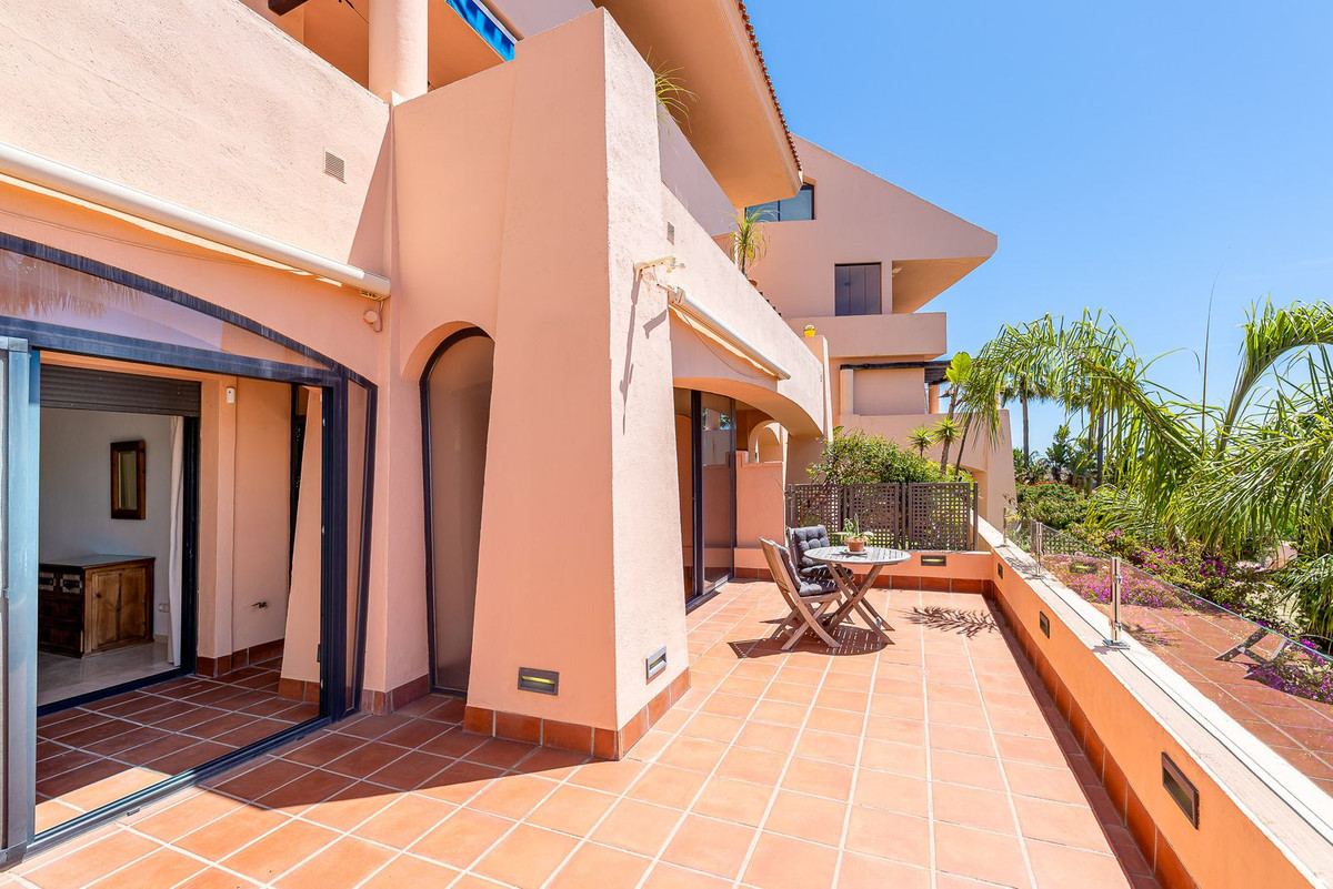 Begane grond appartement in Calahonda-11