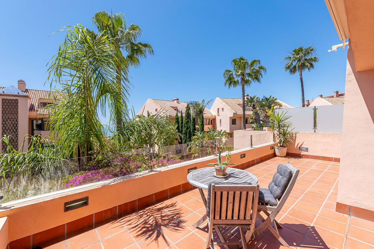 Begane grond appartement in Calahonda-5