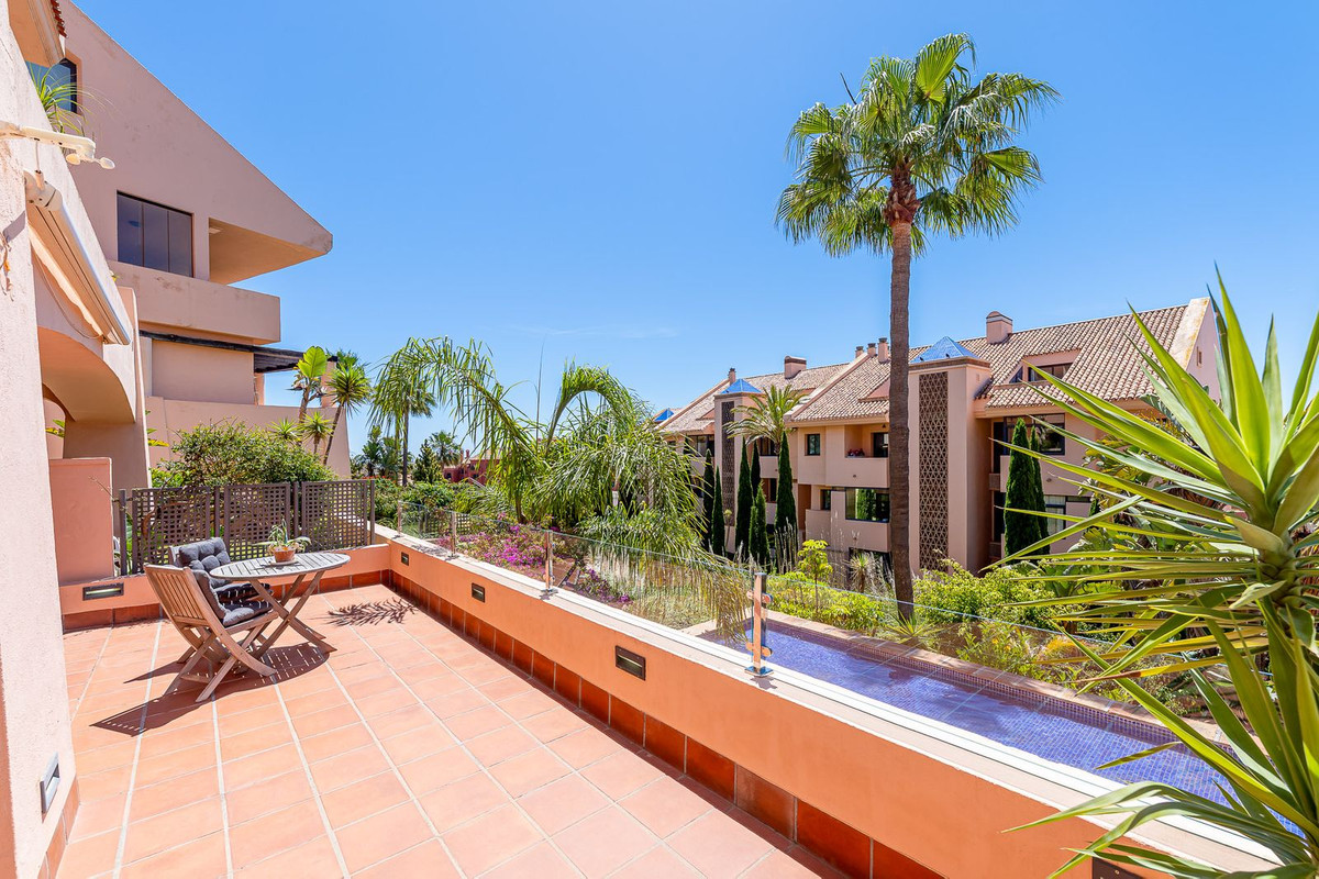 Begane grond appartement in Calahonda-6