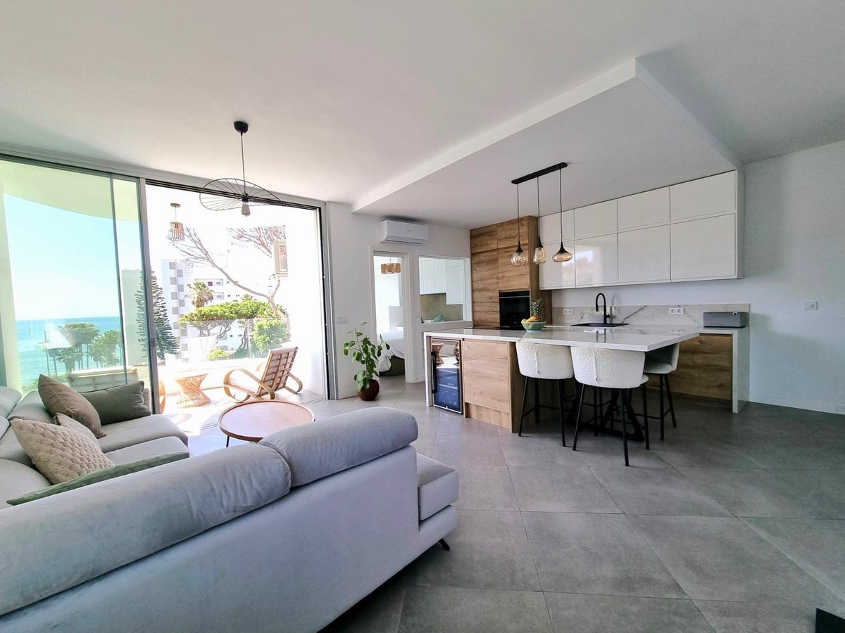 Tussenverdieping Appartement in Calahonda-14