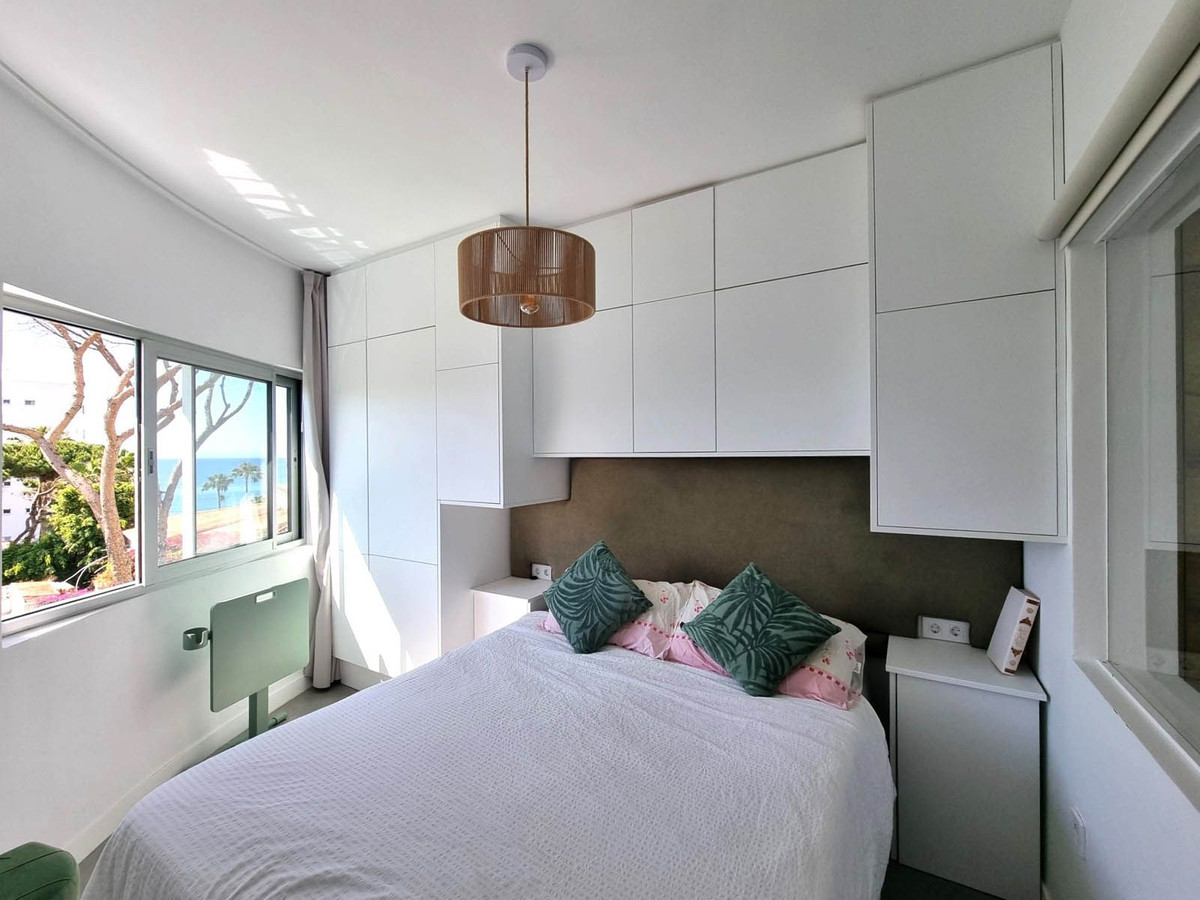 Tussenverdieping Appartement in Calahonda-8