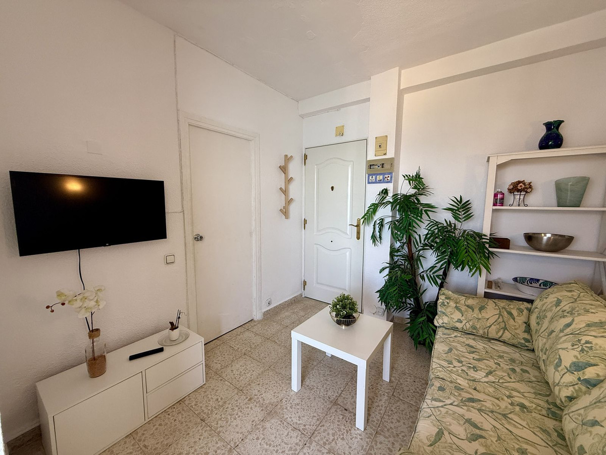 Appartement te koop in Calahonda | 1 slaapkamers H5057626