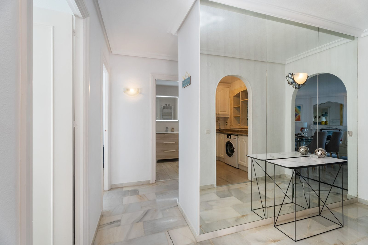 Appartement te koop in Calahonda | 3 slaapkamers H5058418