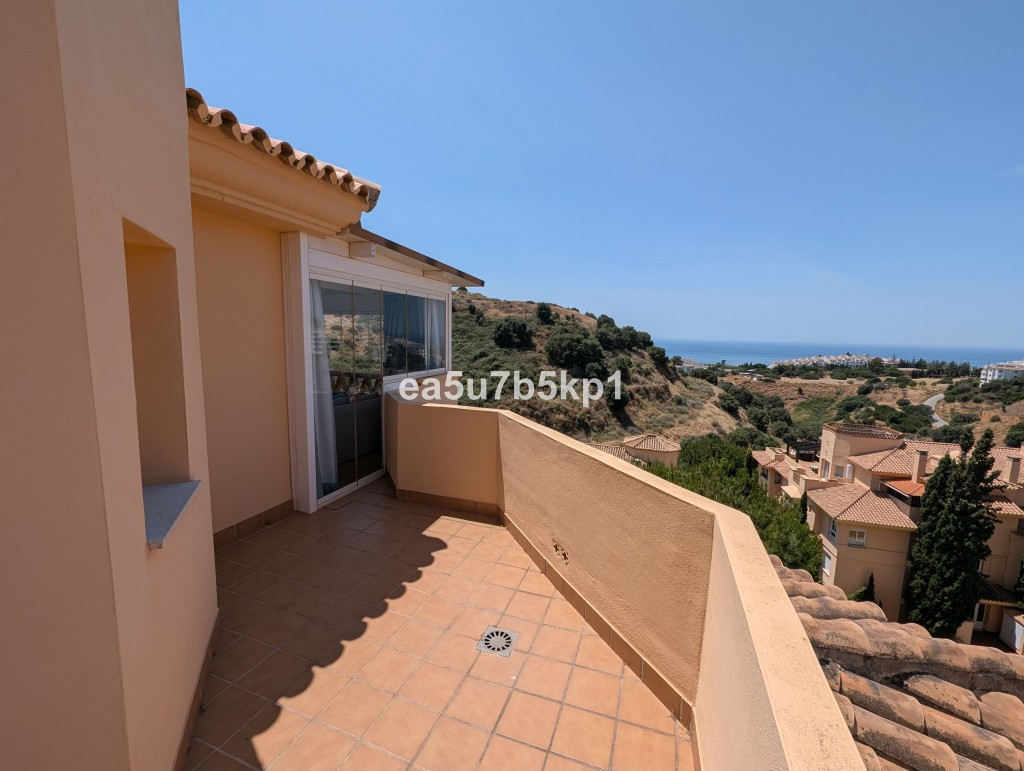 Penthouse te koop in Calahonda | 3 slaapkamers H5065261