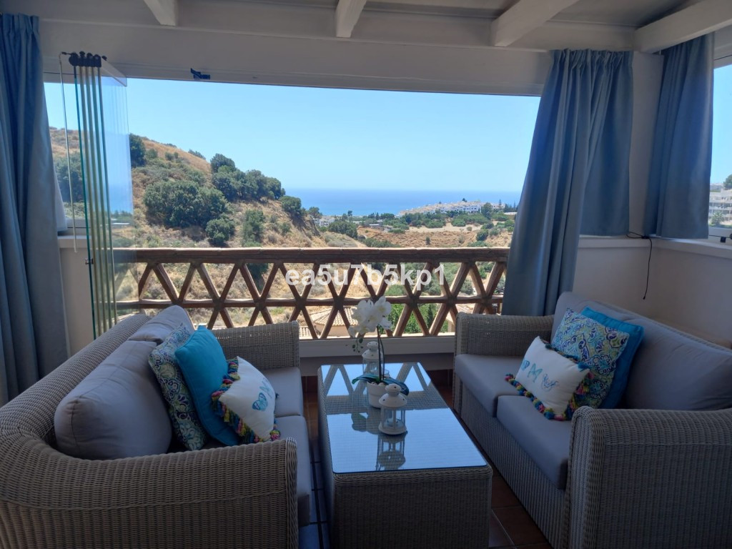 Penthouse te koop in Calahonda | 3 slaapkamers H5065261