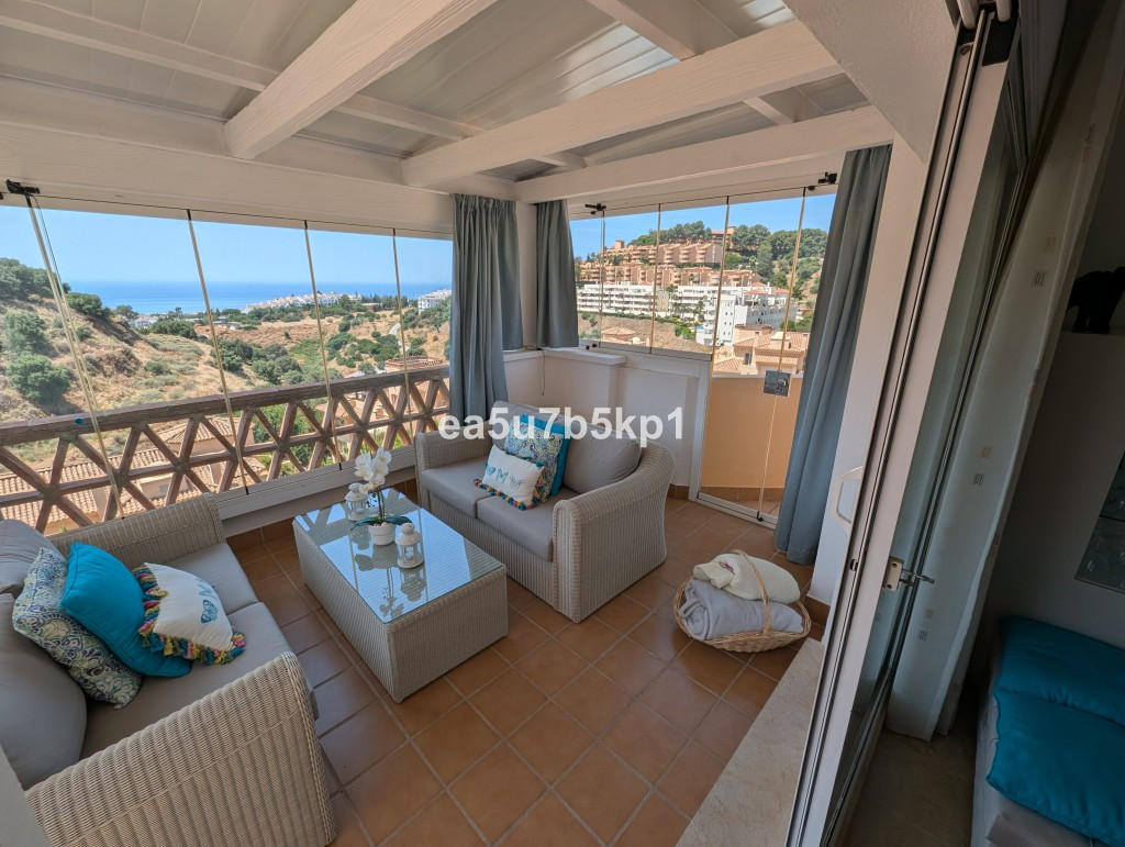 Penthouse te koop in Calahonda | 3 slaapkamers H5065261