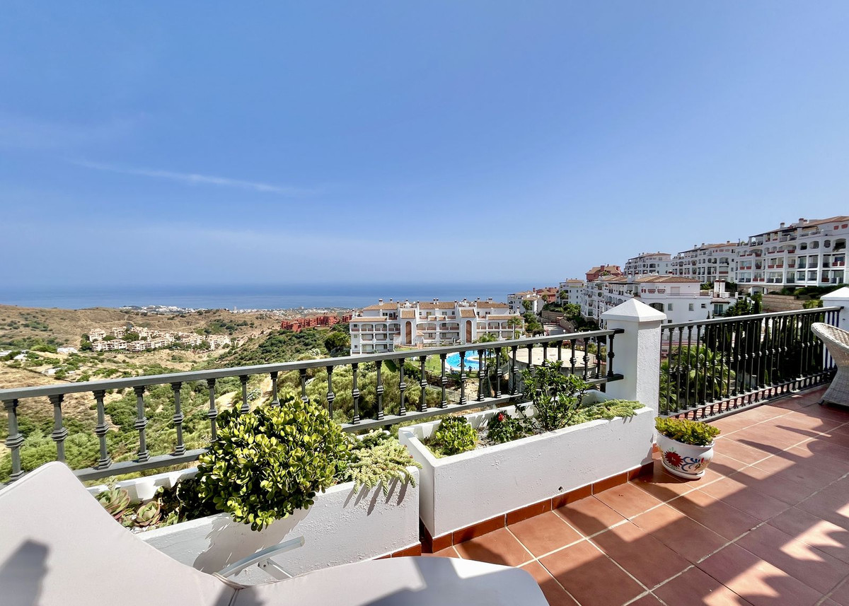 Appartement te koop in Calahonda | 2 slaapkamers H5076082