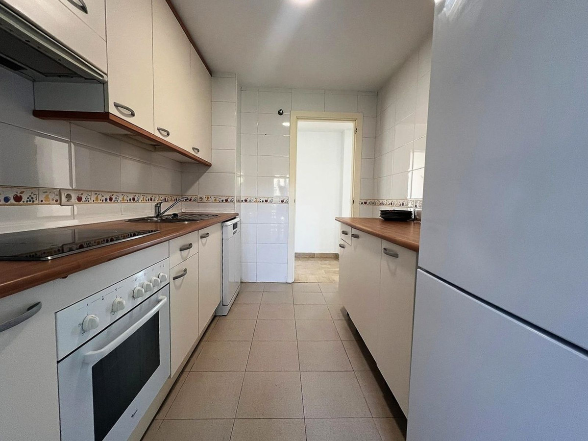 Appartement te koop in Calahonda | 2 slaapkamers H5076205