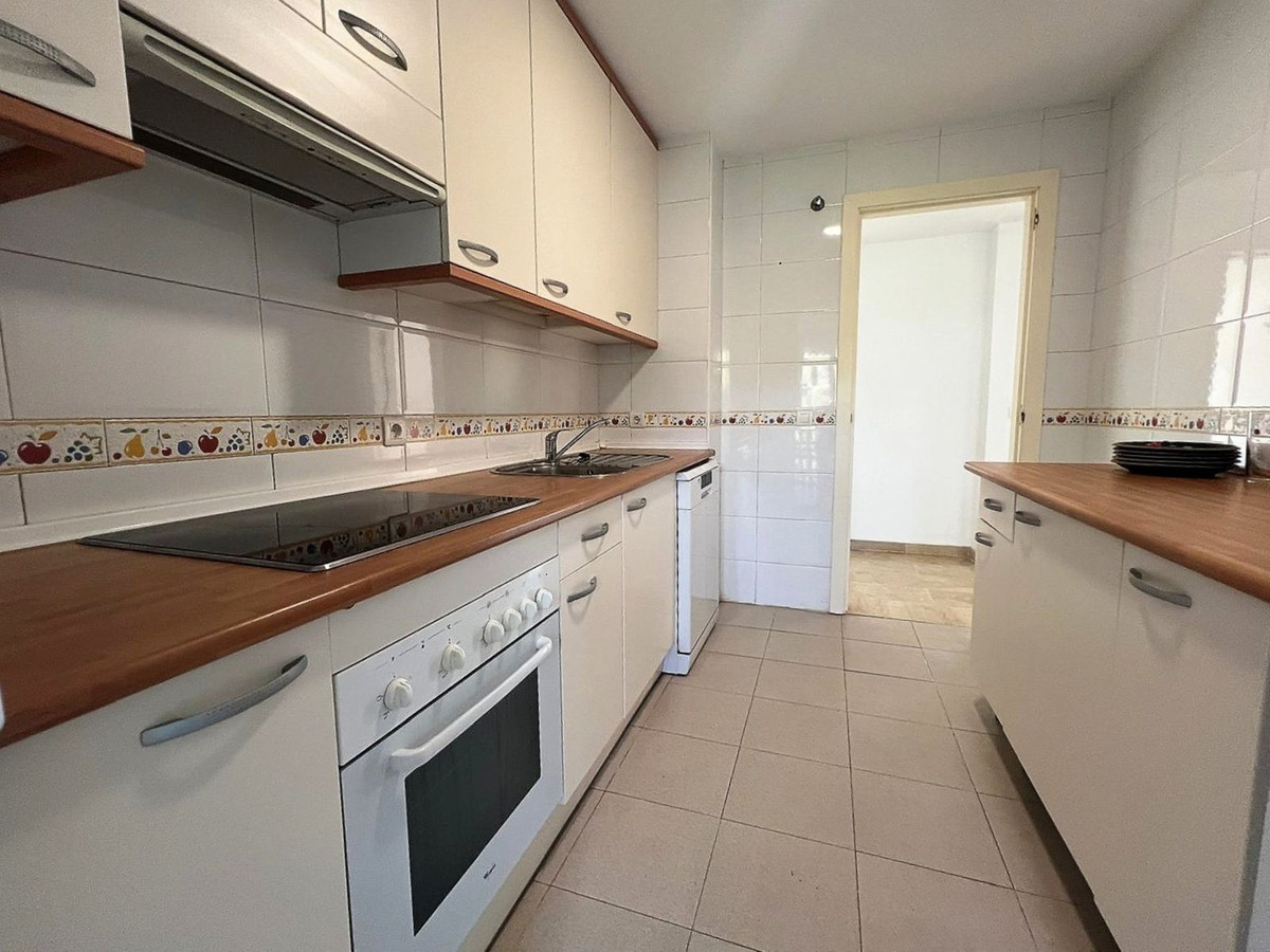Appartement te koop in Calahonda | 2 slaapkamers H5076205