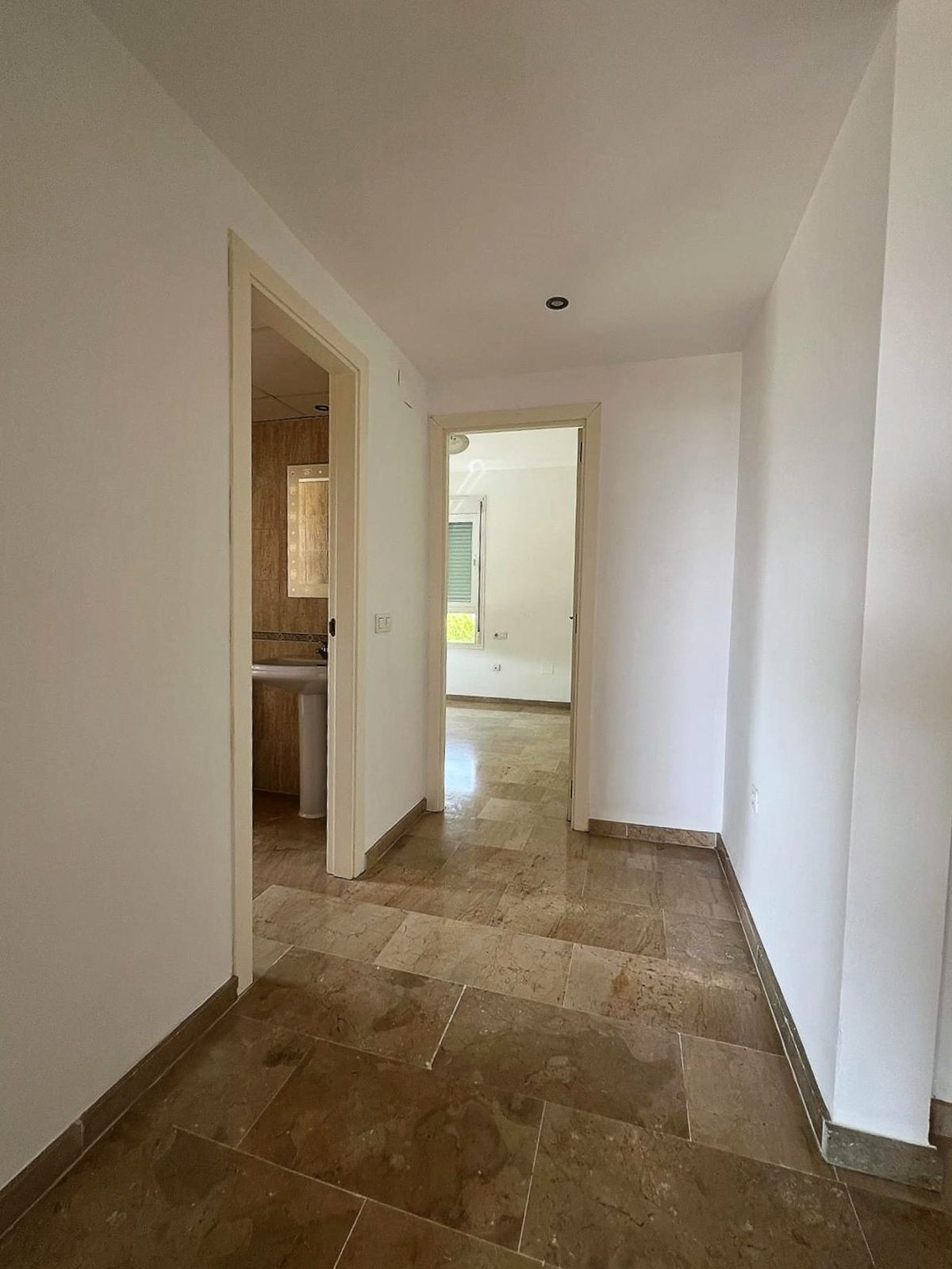Appartement te koop in Calahonda | 2 slaapkamers H5076205