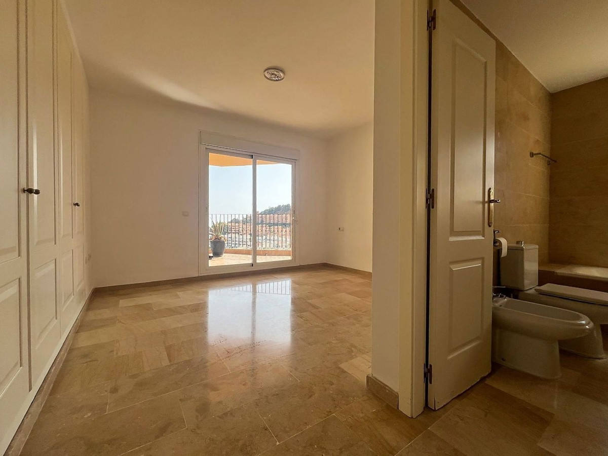 Appartement te koop in Calahonda | 2 slaapkamers H5076205