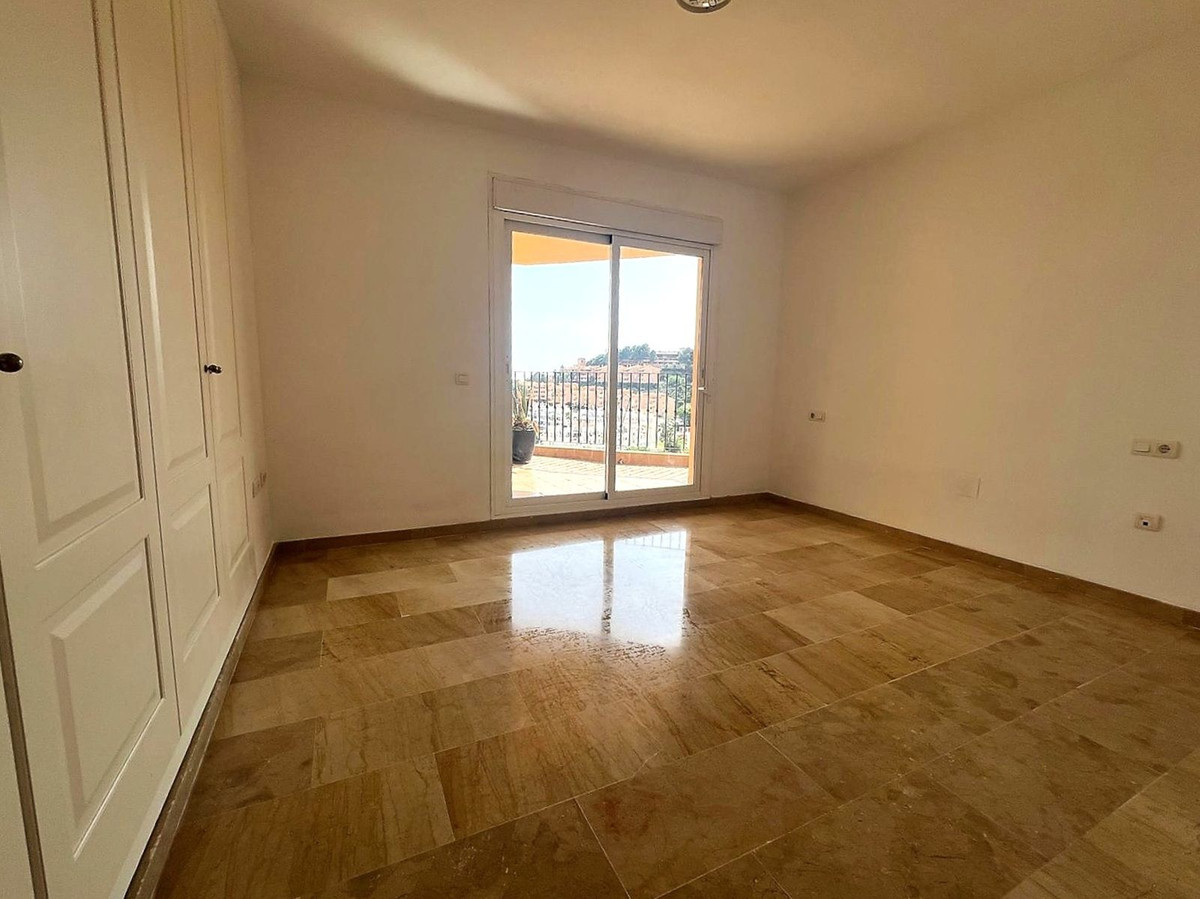 Appartement te koop in Calahonda | 2 slaapkamers H5076205