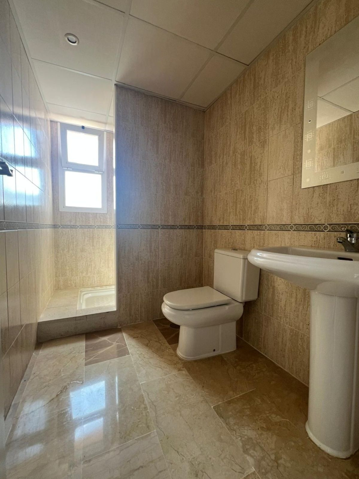 Appartement te koop in Calahonda | 2 slaapkamers H5076205