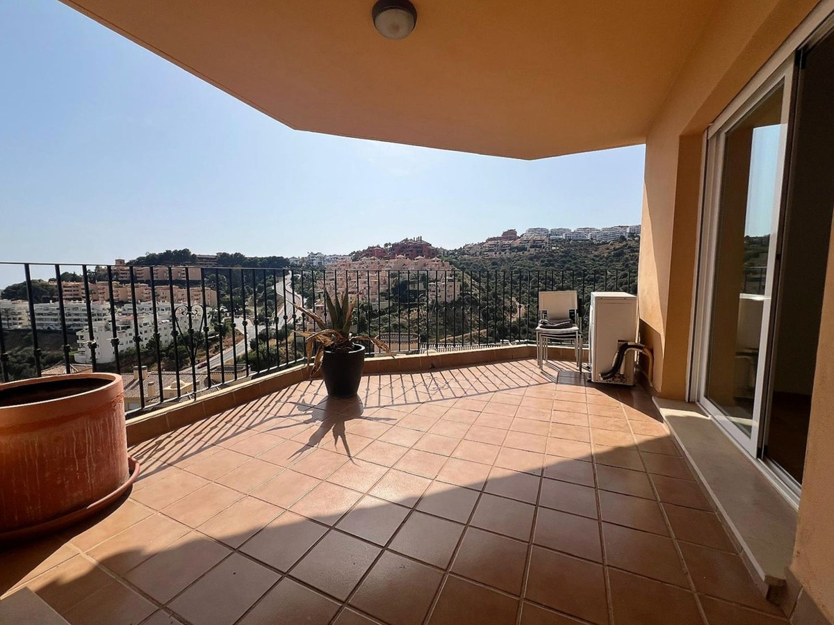 Appartement te koop in Calahonda | 2 slaapkamers H5076205