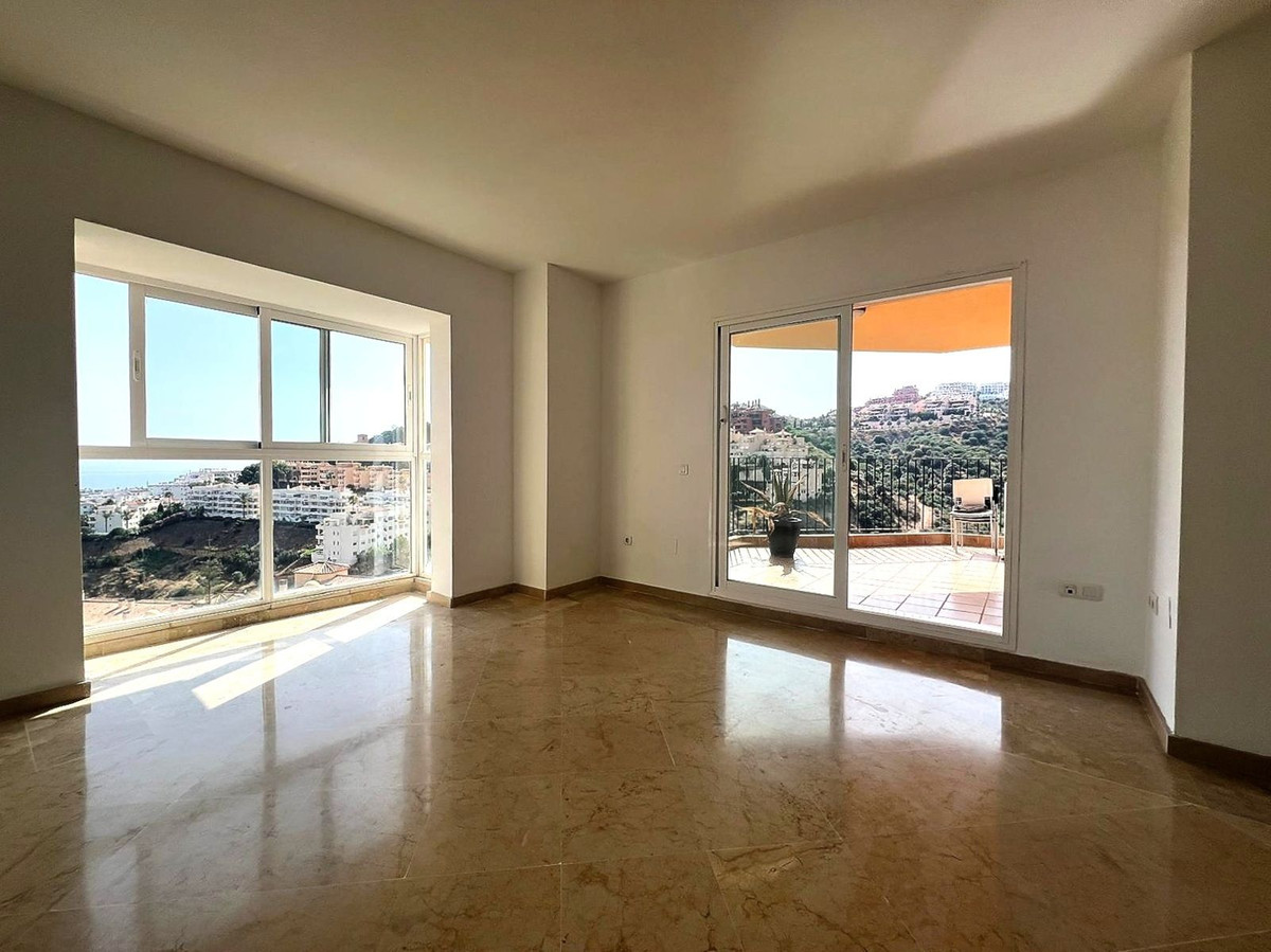 Appartement te koop in Calahonda | 2 slaapkamers H5076205