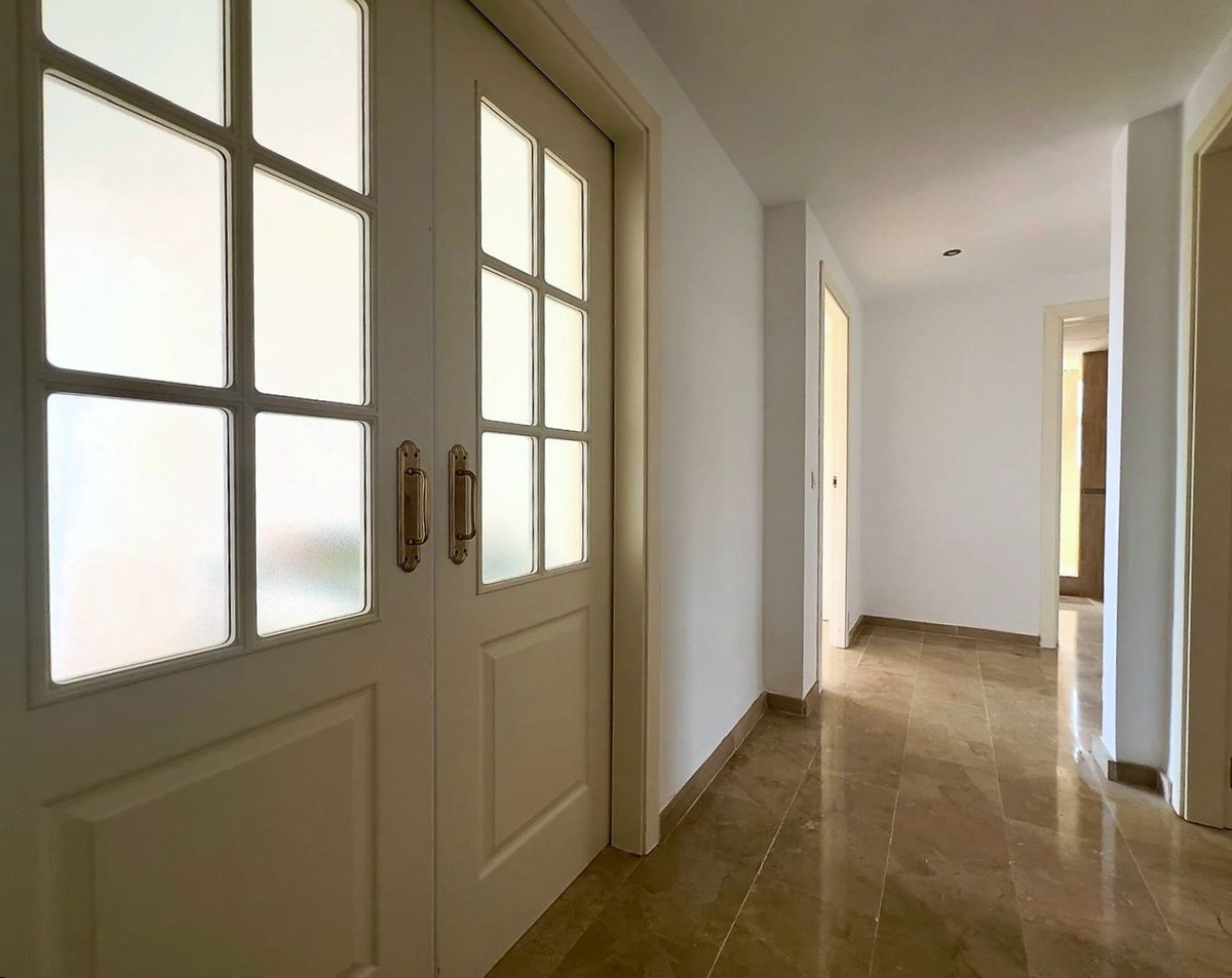 Appartement te koop in Calahonda | 2 slaapkamers H5076205