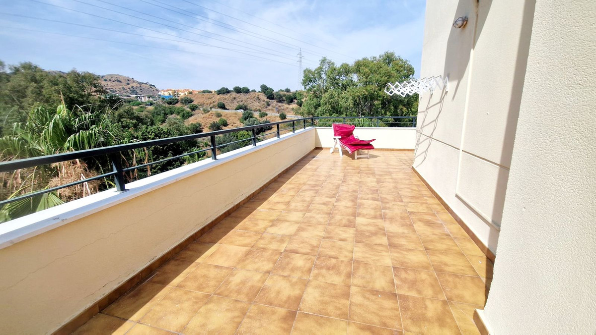 Penthouse te koop in Calahonda | 2 slaapkamers H5076310