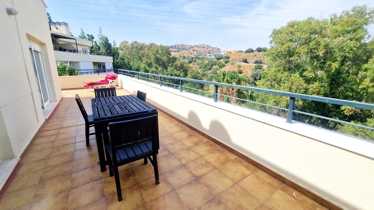 Penthouse te koop in Calahonda | 2 slaapkamers H5076310