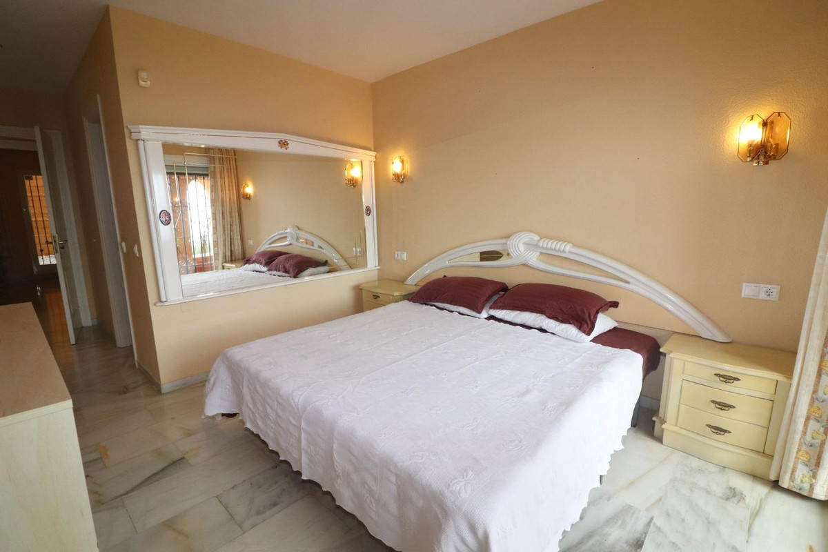Appartement te koop in Calahonda | 2 slaapkamers H5077453