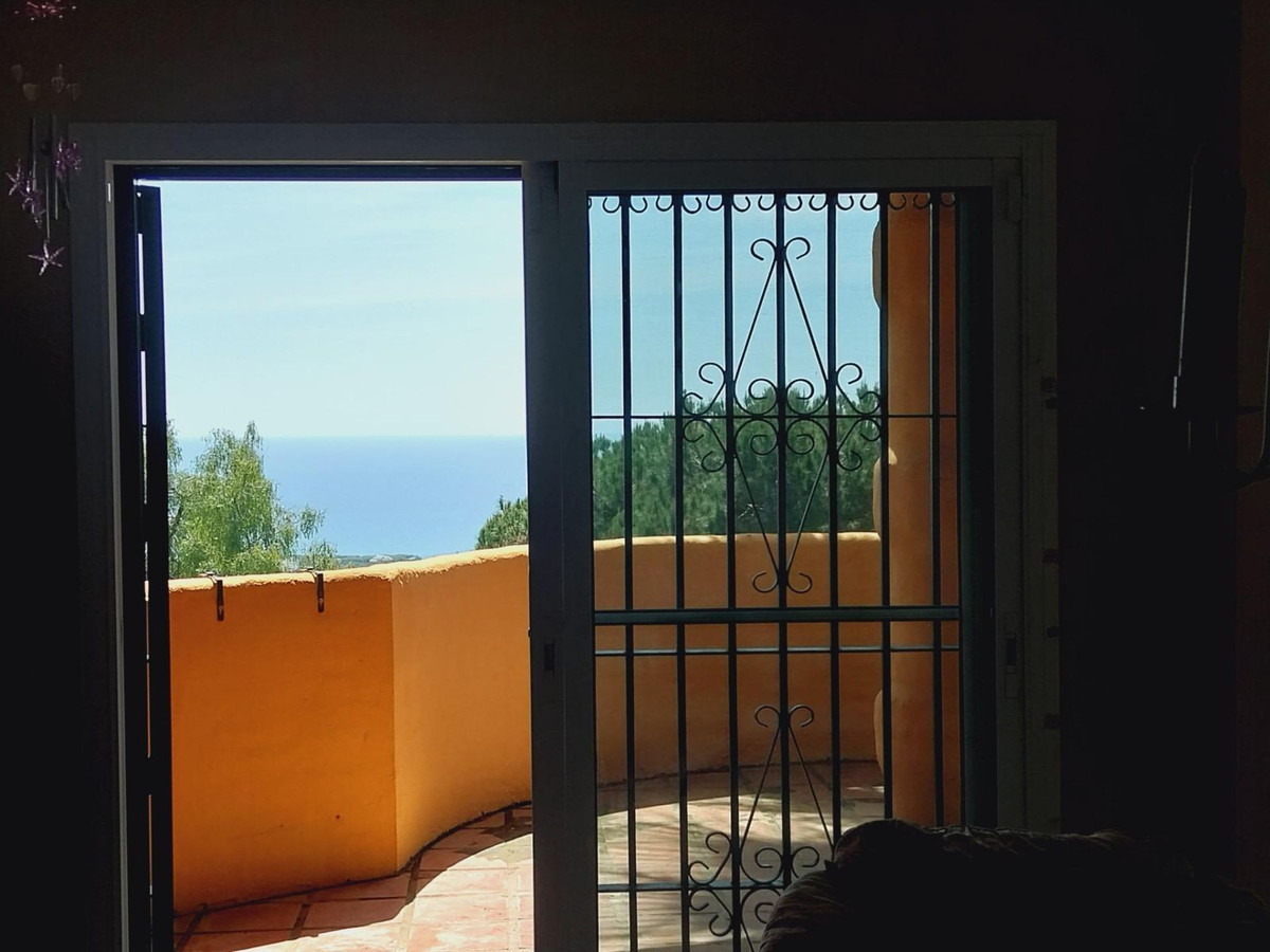 Appartement te koop in Calahonda | 2 slaapkamers H5077453
