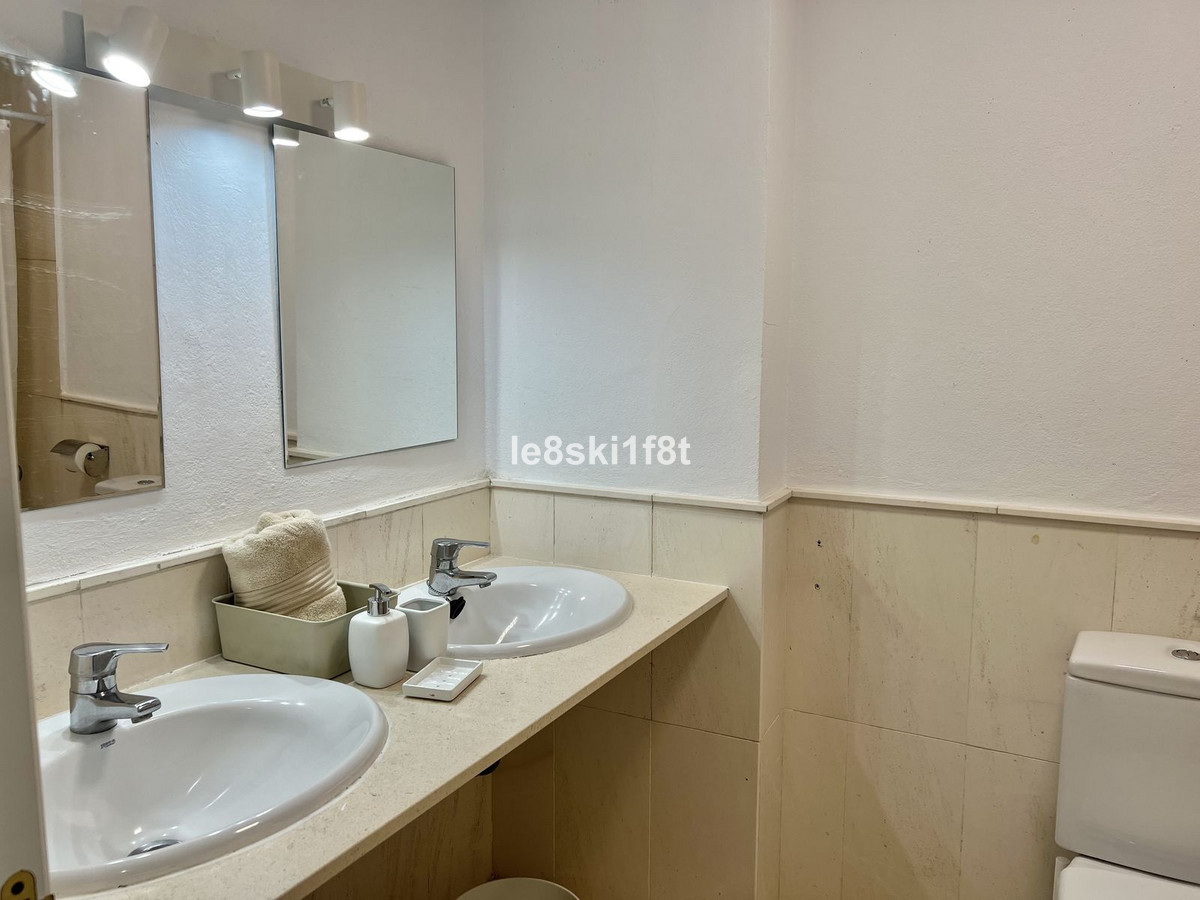 Appartement te koop in Calahonda | 2 slaapkamers H5082976