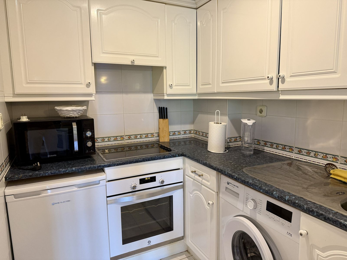Appartement te koop in Calahonda | 2 slaapkamers H5083294