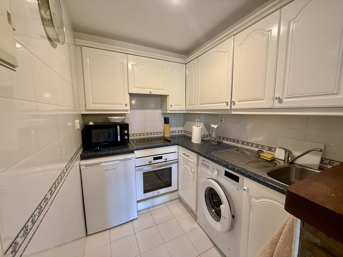 Appartement te koop in Calahonda | 2 slaapkamers H5083294
