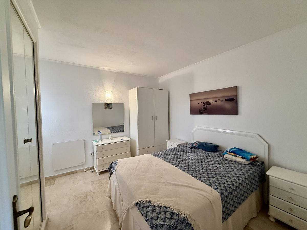 Appartement te koop in Calahonda | 2 slaapkamers H5083294