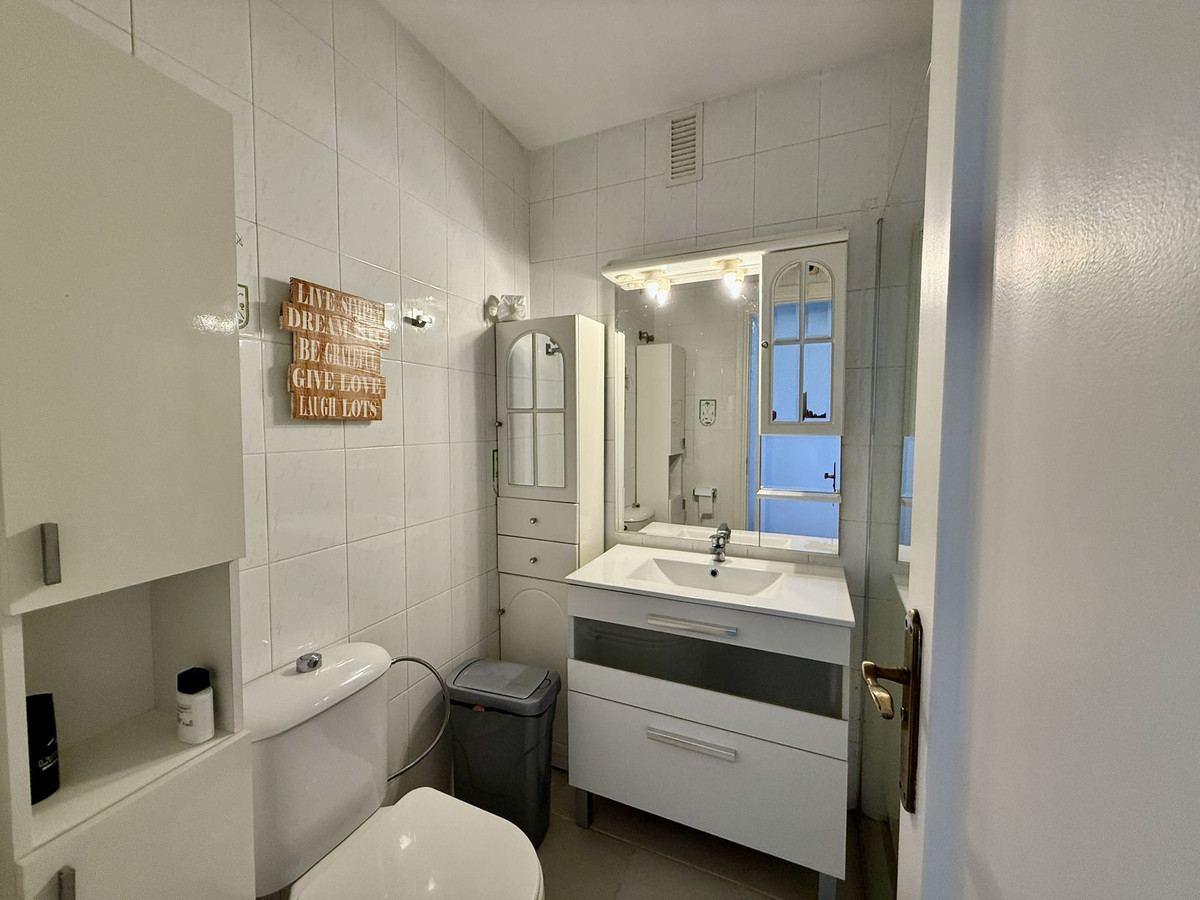 Appartement te koop in Calahonda | 2 slaapkamers H5083294
