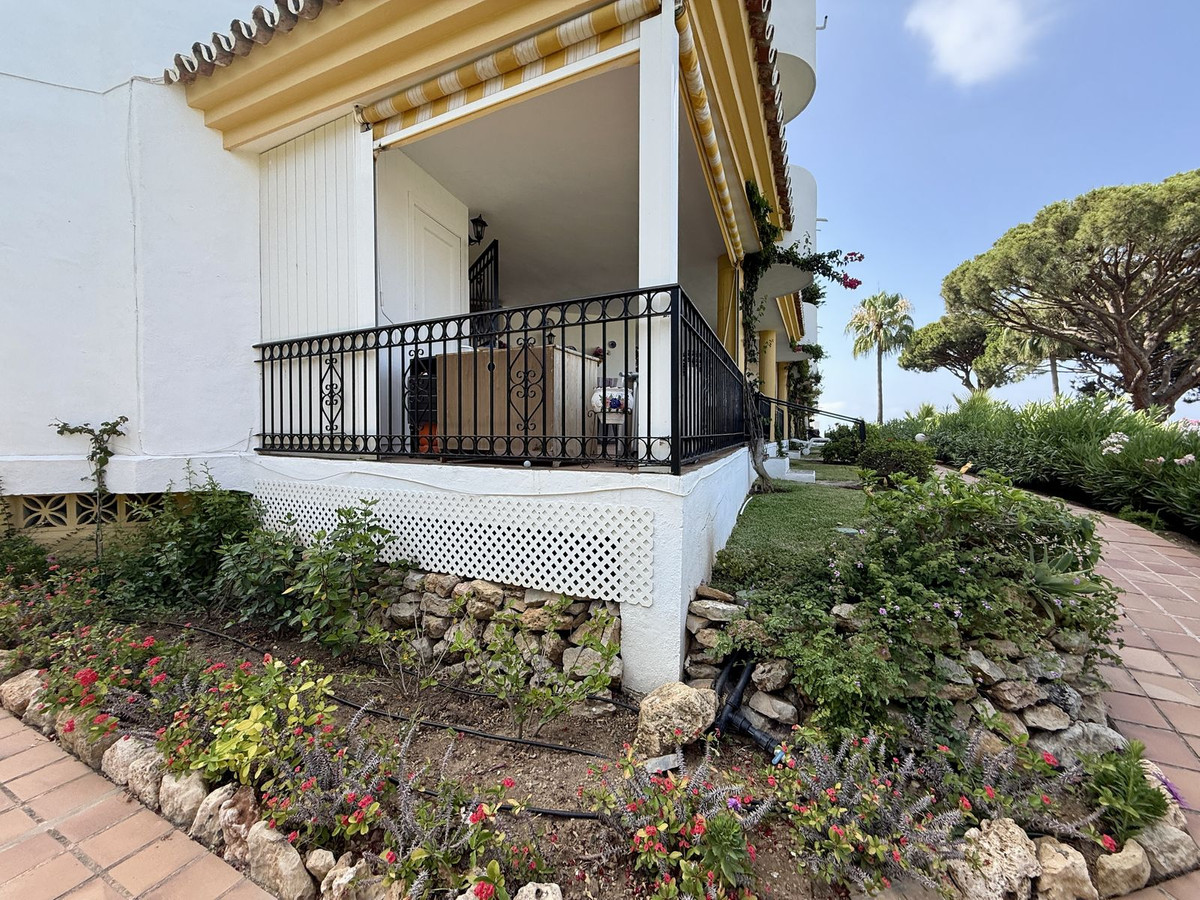 Appartement te koop in Calahonda | 2 slaapkamers H5083294