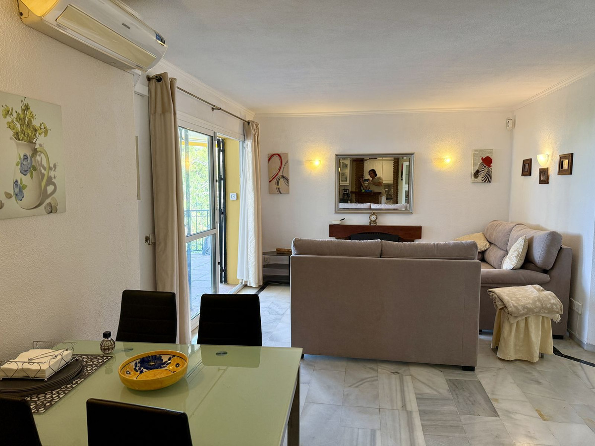 Appartement te koop in Calahonda | 2 slaapkamers H5083294