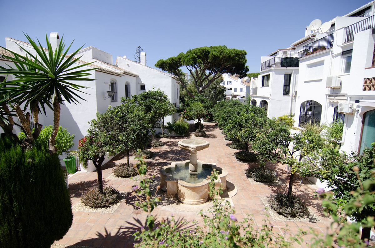 Appartement te koop in Calahonda | 2 slaapkamers H5118955