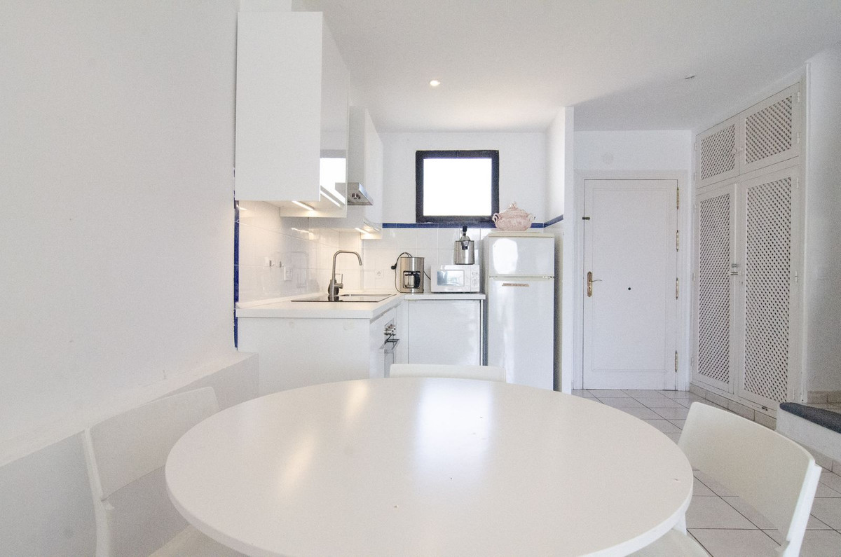 Appartement te koop in Calahonda | 2 slaapkamers H5118955