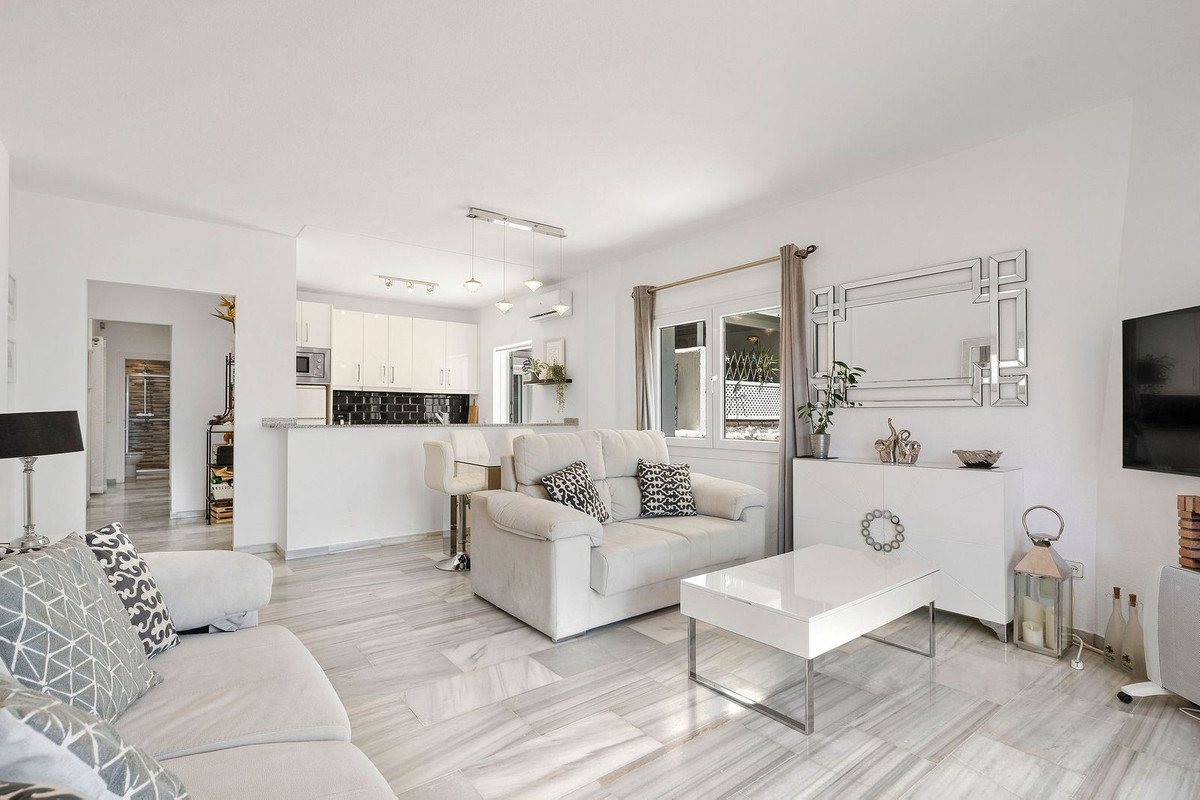 Appartement te koop in Calahonda | 2 slaapkamers H5122036