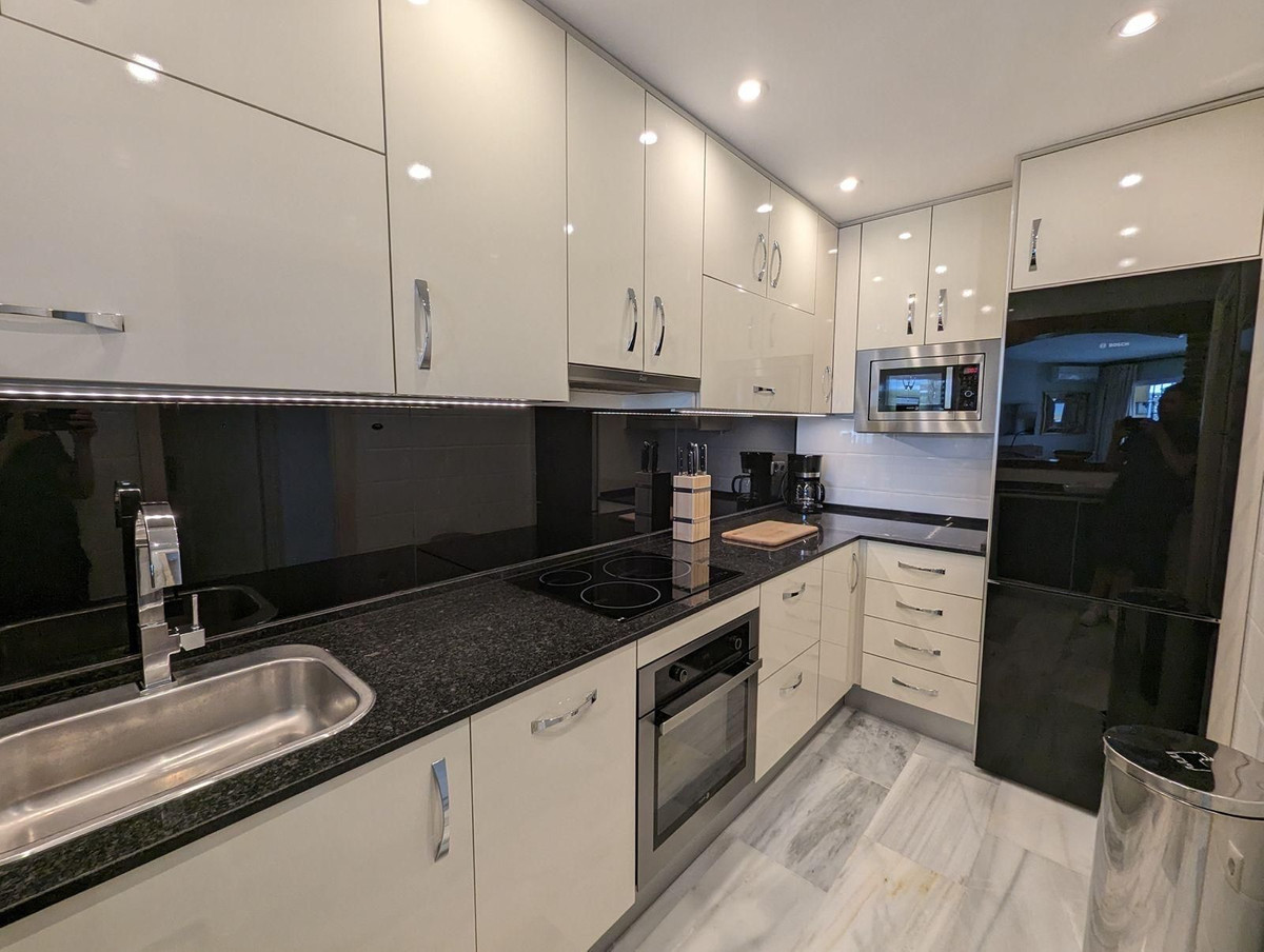 Penthouse te koop in Calahonda | 3 slaapkamers H5132308