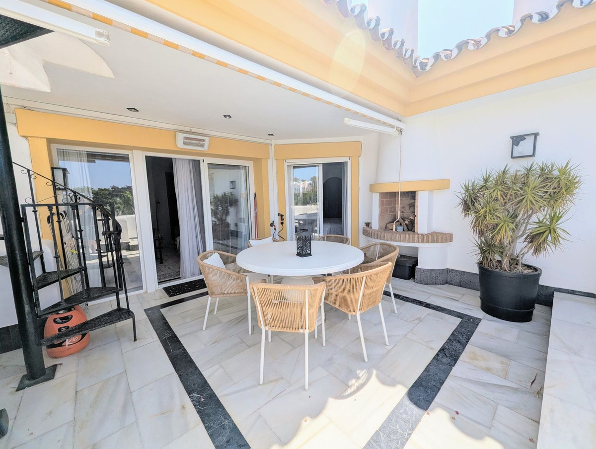Penthouse te koop in Calahonda | 3 slaapkamers H5132308