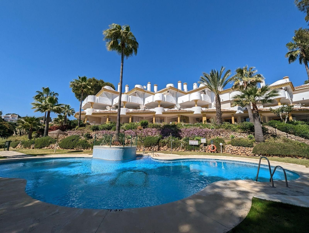 Penthouse te koop in Calahonda | 3 slaapkamers H5132308