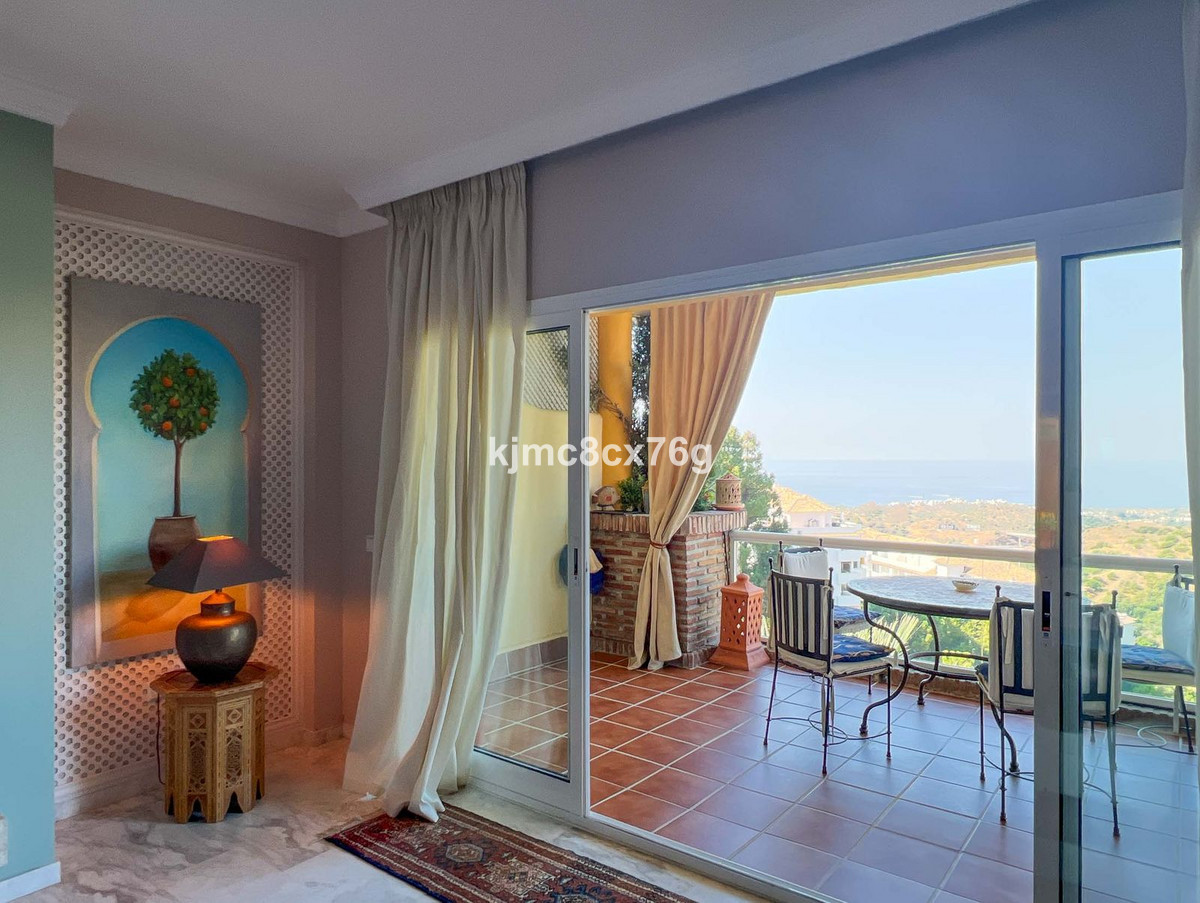 Appartement te koop in Calahonda | 2 slaapkamers H5133442