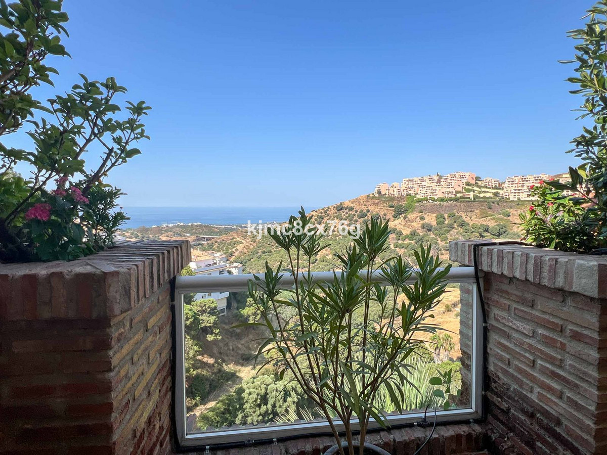 Appartement te koop in Calahonda | 2 slaapkamers H5133442