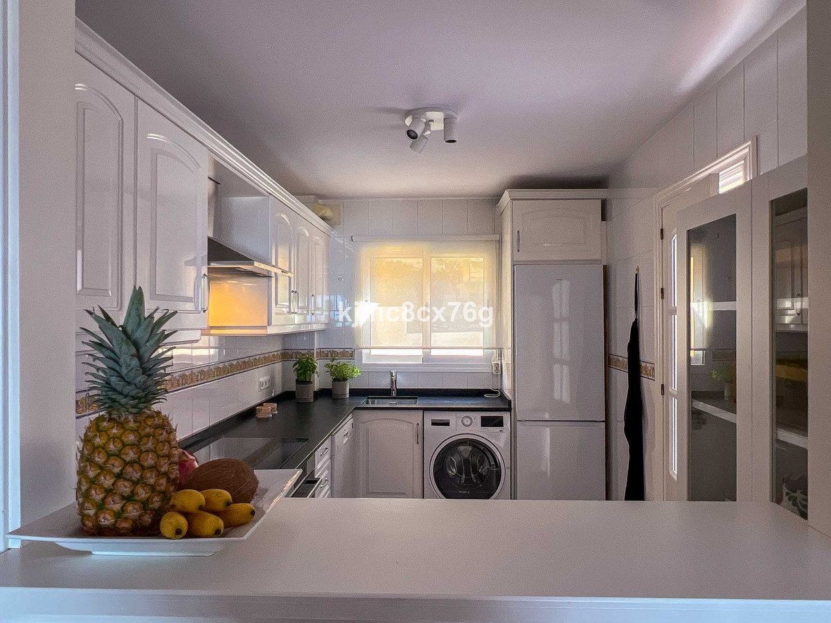 Appartement te koop in Calahonda | 2 slaapkamers H5133442