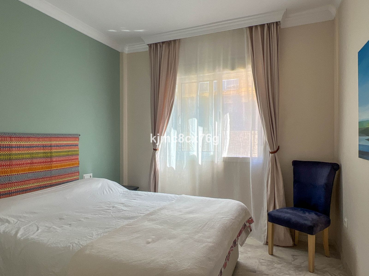 Appartement te koop in Calahonda | 2 slaapkamers H5133442