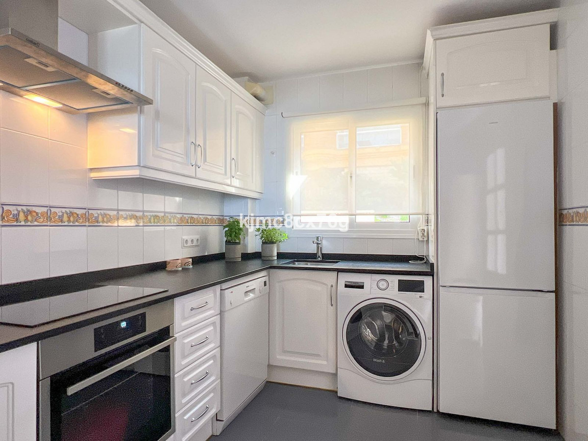 Appartement te koop in Calahonda | 2 slaapkamers H5133442