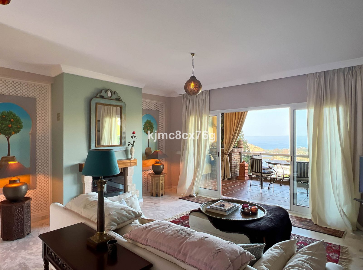 Appartement te koop in Calahonda | 2 slaapkamers H5133442