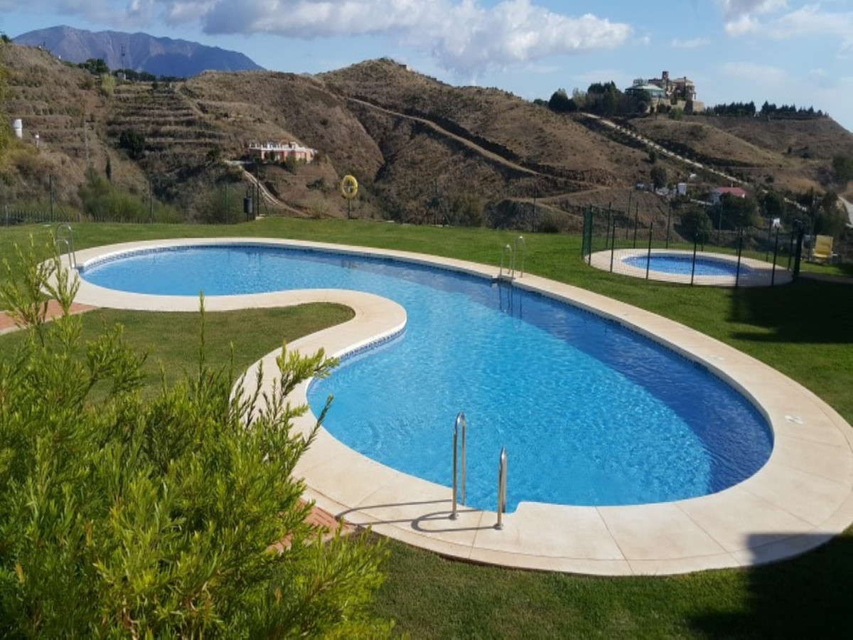Appartement te koop in Calahonda | 2 slaapkamers H5134621