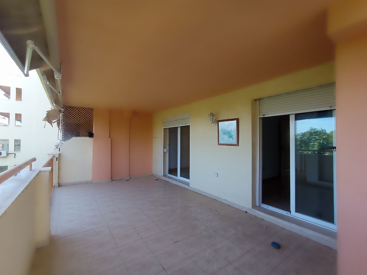 Appartement te koop in Calahonda | 2 slaapkamers H5136961