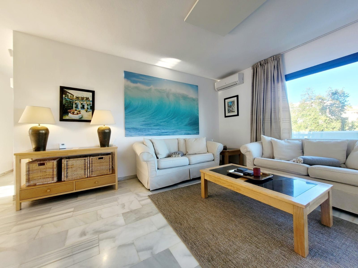 Appartement te koop in Calahonda | 2 slaapkamers H5141035