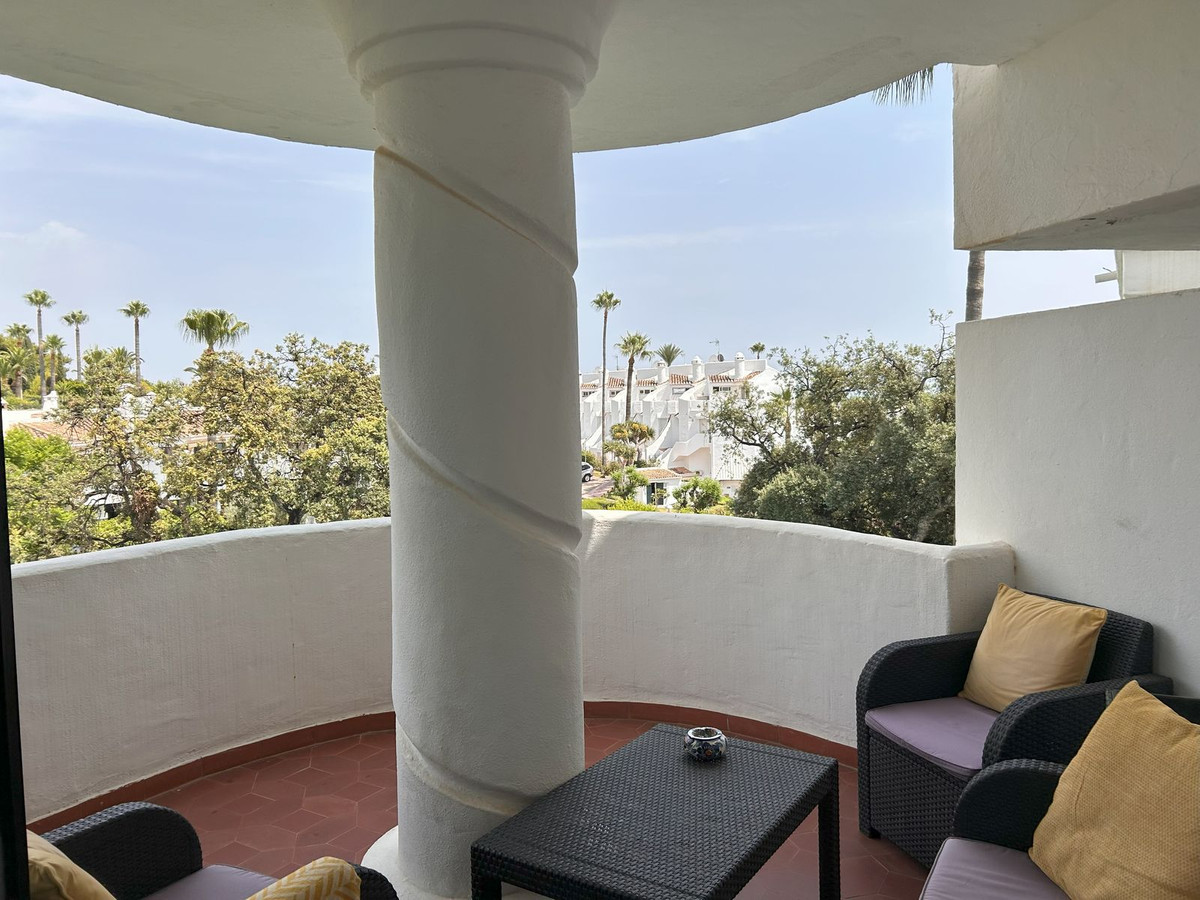 Appartement te koop in Calahonda | 2 slaapkamers H5141035