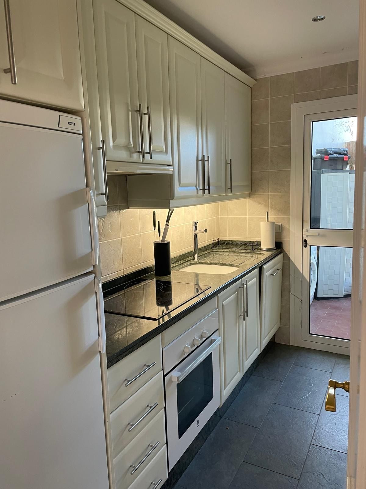 Appartement te koop in Calahonda | 2 slaapkamers H5141035