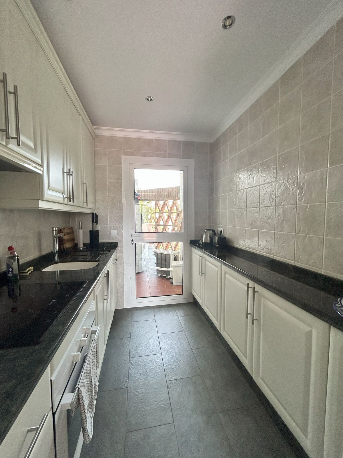 Appartement te koop in Calahonda | 2 slaapkamers H5141035